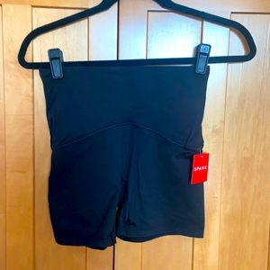 Spanx 4” Active shorts
